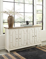 Gabinete decorativo Roranville