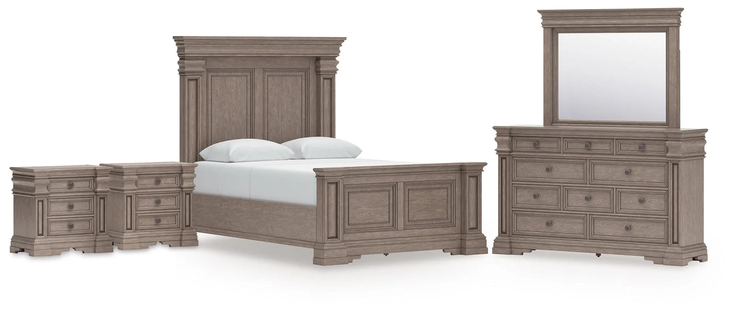 Cama Queen Blairhurst con paneles, tocador, espejo y dos mesitas de noche
