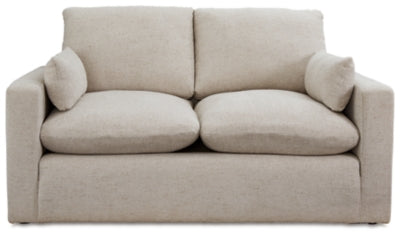 Loveseat refinado