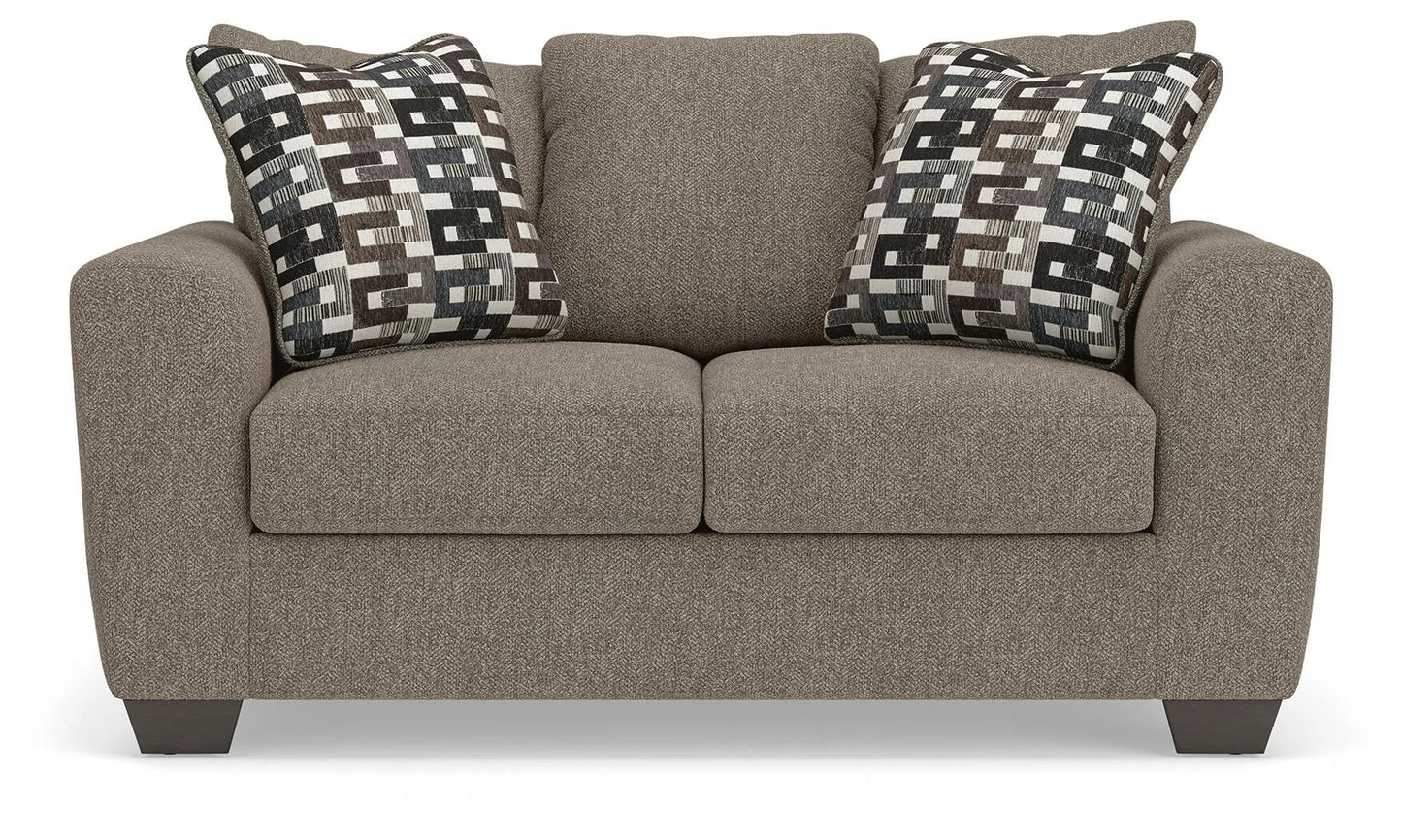 Triston-Peaks Loveseat