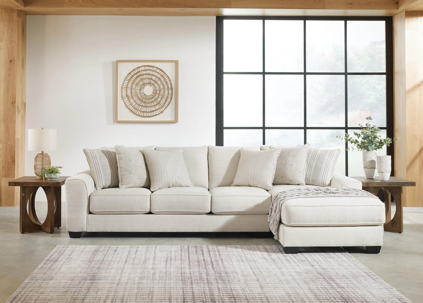 Lerenza 2-Piece Sectional with Chaise