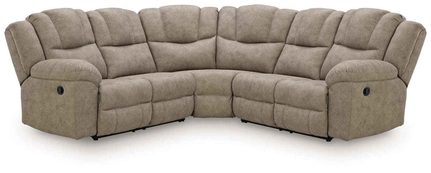 Ravenswaye 3-Piece Reclining Sectional