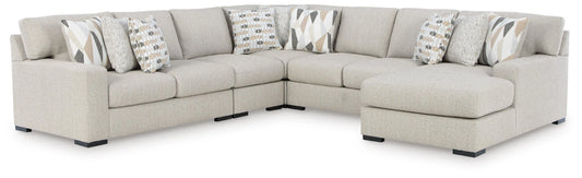 Laurelgrove 5-Piece Sectional with Chaise