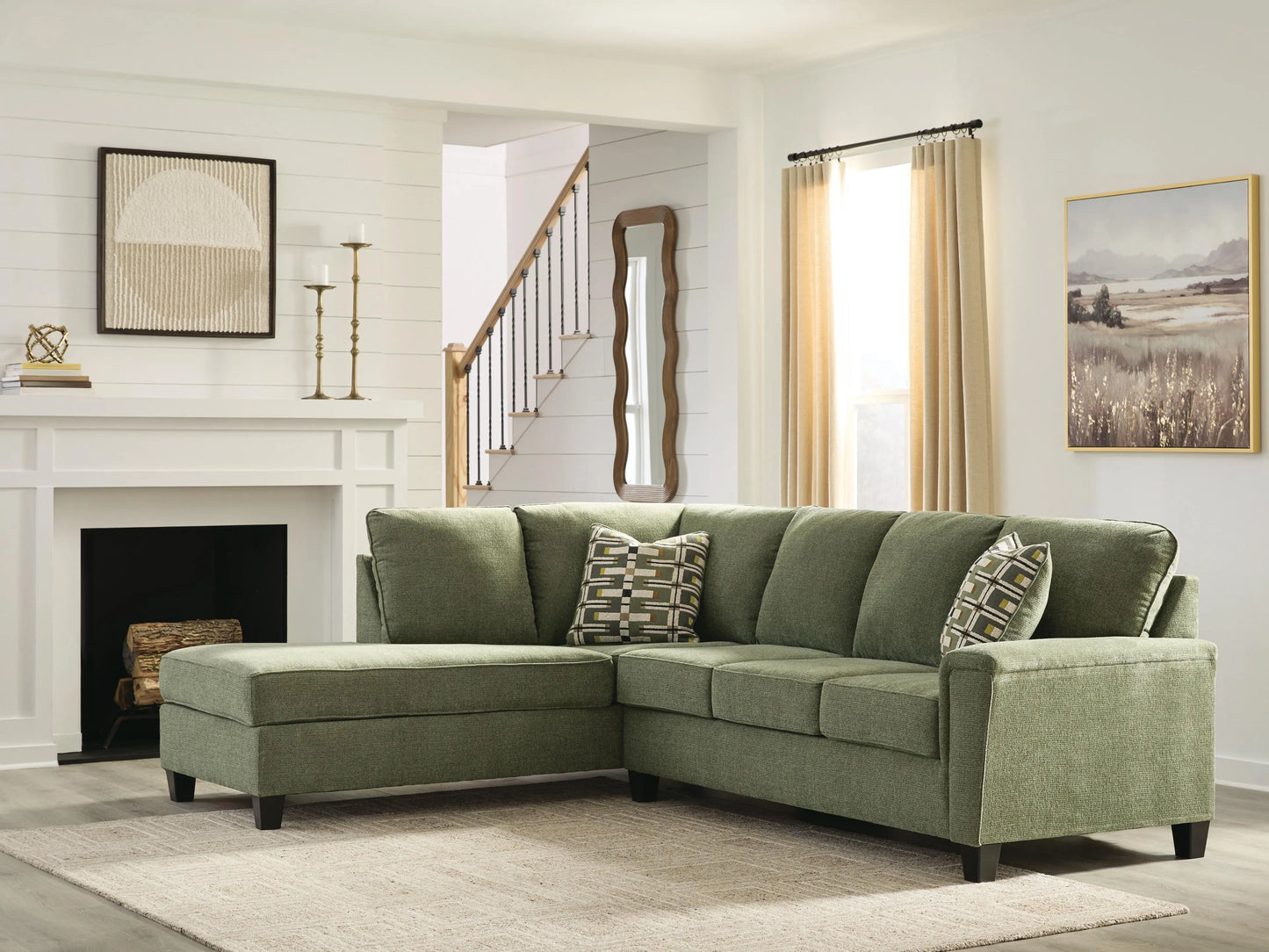 Leeshan 2-Piece Sectional with Chaise