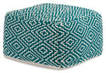 Brynnsen Pouf