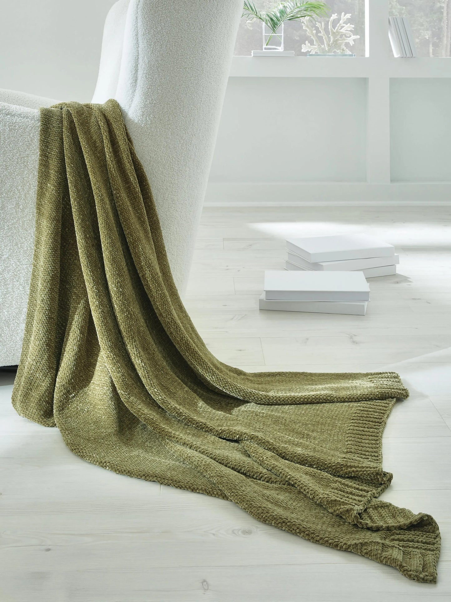 Anawood Throw (Set of 3)