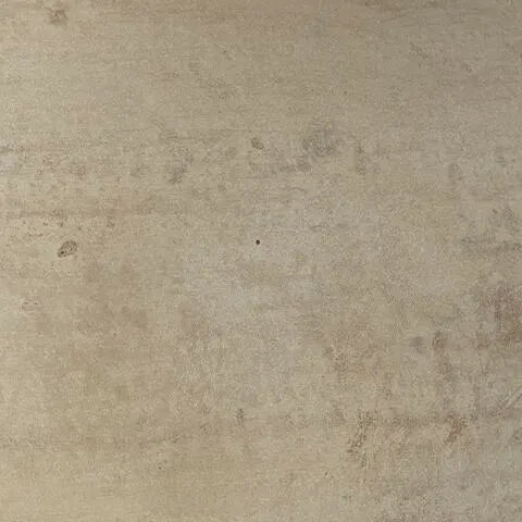 Justy Vase