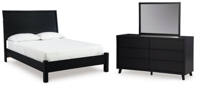 Cama Queen con paneles, tocador y espejo Danziar