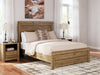 Cama Queen con paneles Zanbrook