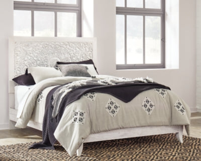 Cama Queen con paneles Paxberry