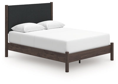 Cama Cadmori Queen con plataforma tapizada y paneles