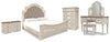 Cama King con paneles Realyn, tocador, cómoda y dos mesitas de noche