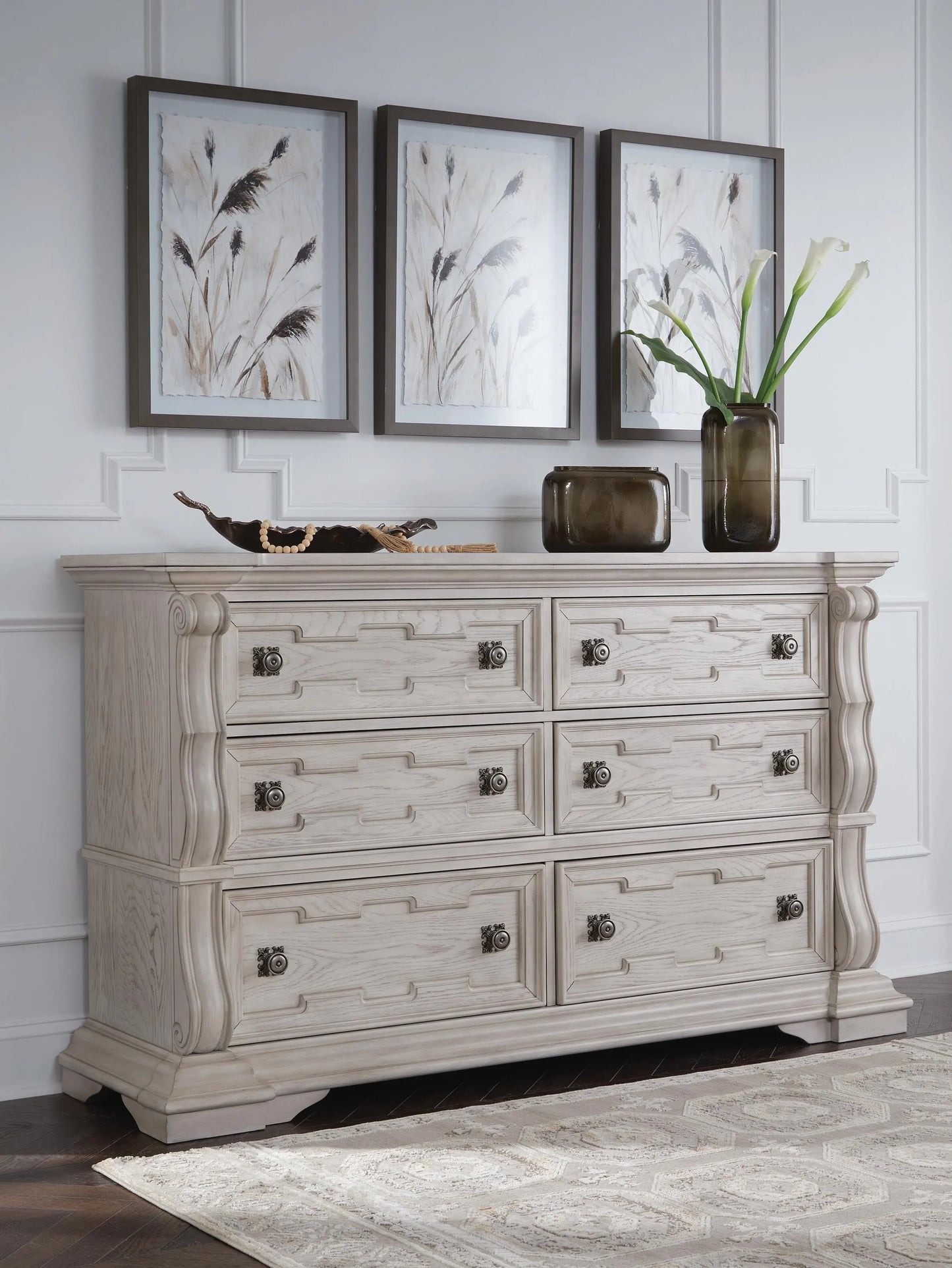 Andonhall Dresser