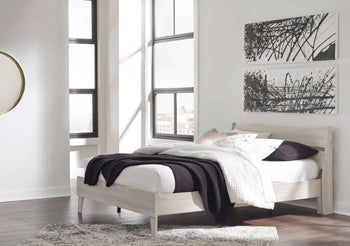 Cama Queen con plataforma y paneles Socalle