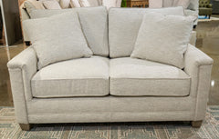 Lockeshart Loveseat