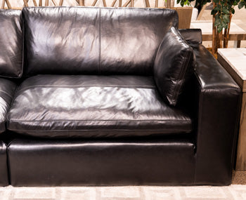 Emilia Right-Arm Facing Corner Chair