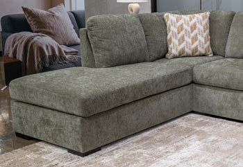 MaKaylen Left-Arm Facing Corner Chaise