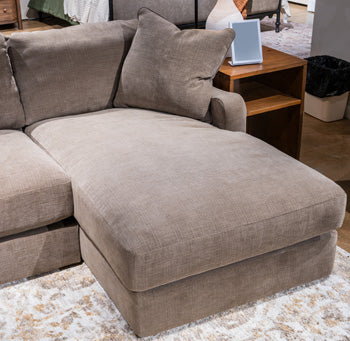Ella Grove Right-Arm Facing Corner Chaise
