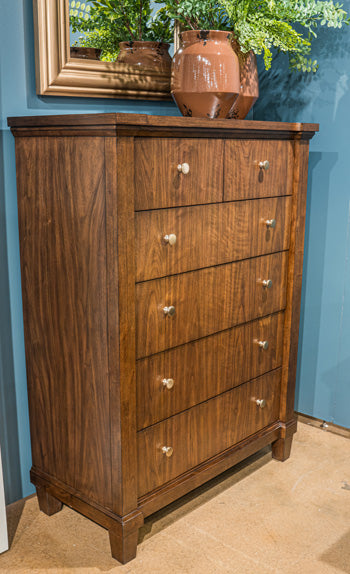 Rustic Plains Chest of Drawers