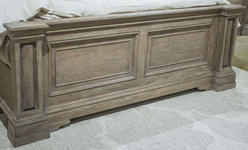 Pie de cama Queen con paneles y listones de Blairhurst