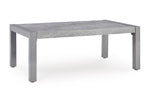 Mesa de centro para exteriores con vista a la luz de la luna