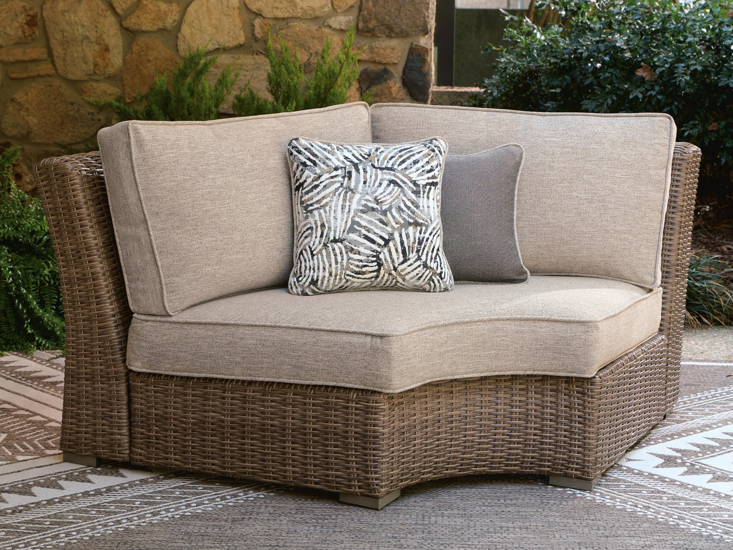 Revare Beach Outdoor Curved Corner Chair with Cushion
