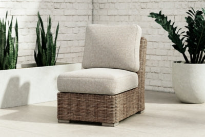 Silla de exterior sin brazos Beachcroft con cojín