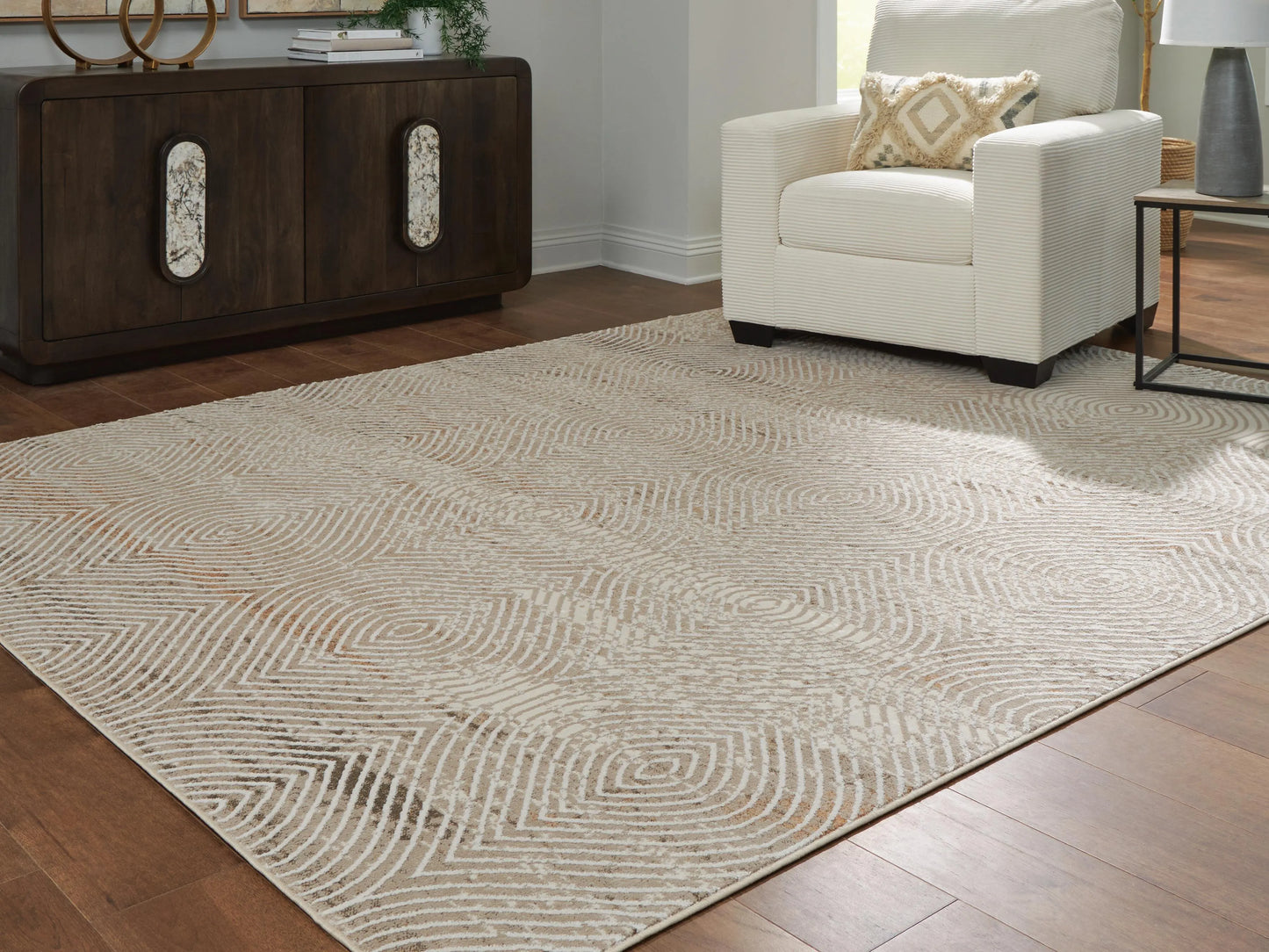 Bachus 7'10" x 10' Area Rug