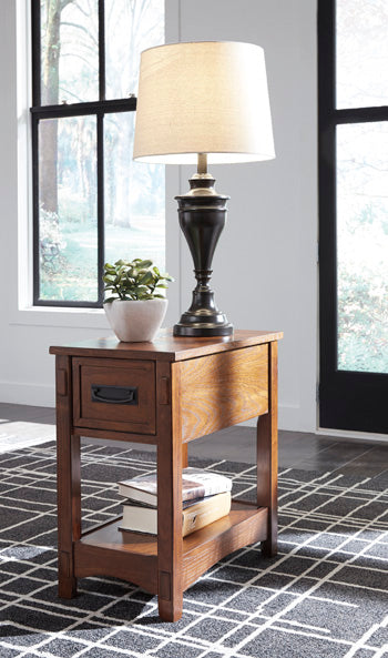 Mesa auxiliar Breegin Chairside