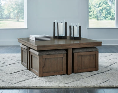 Mesa de centro Boardernest con 4 taburetes